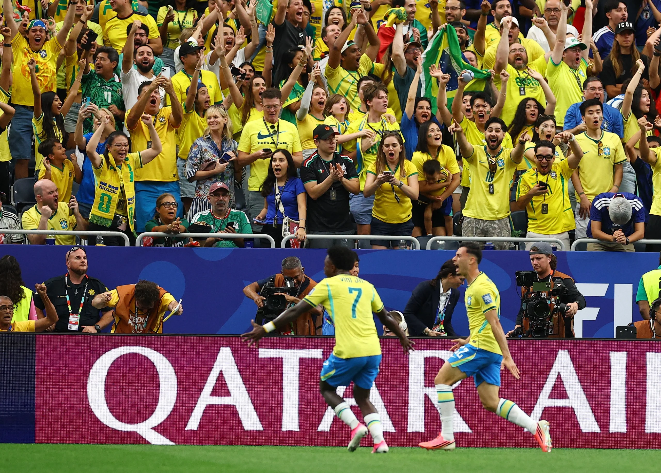 برزیل 2-1 ژاپن؛ رژه تایتان زرد بر آوارهای کامیکازه