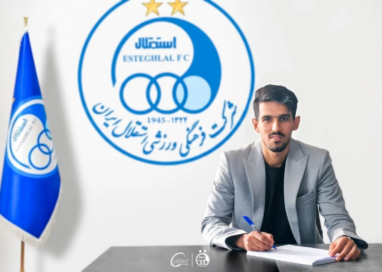 رسمی؛ قرارداد محمدحسین اسلامی با استقلال تمدید شد