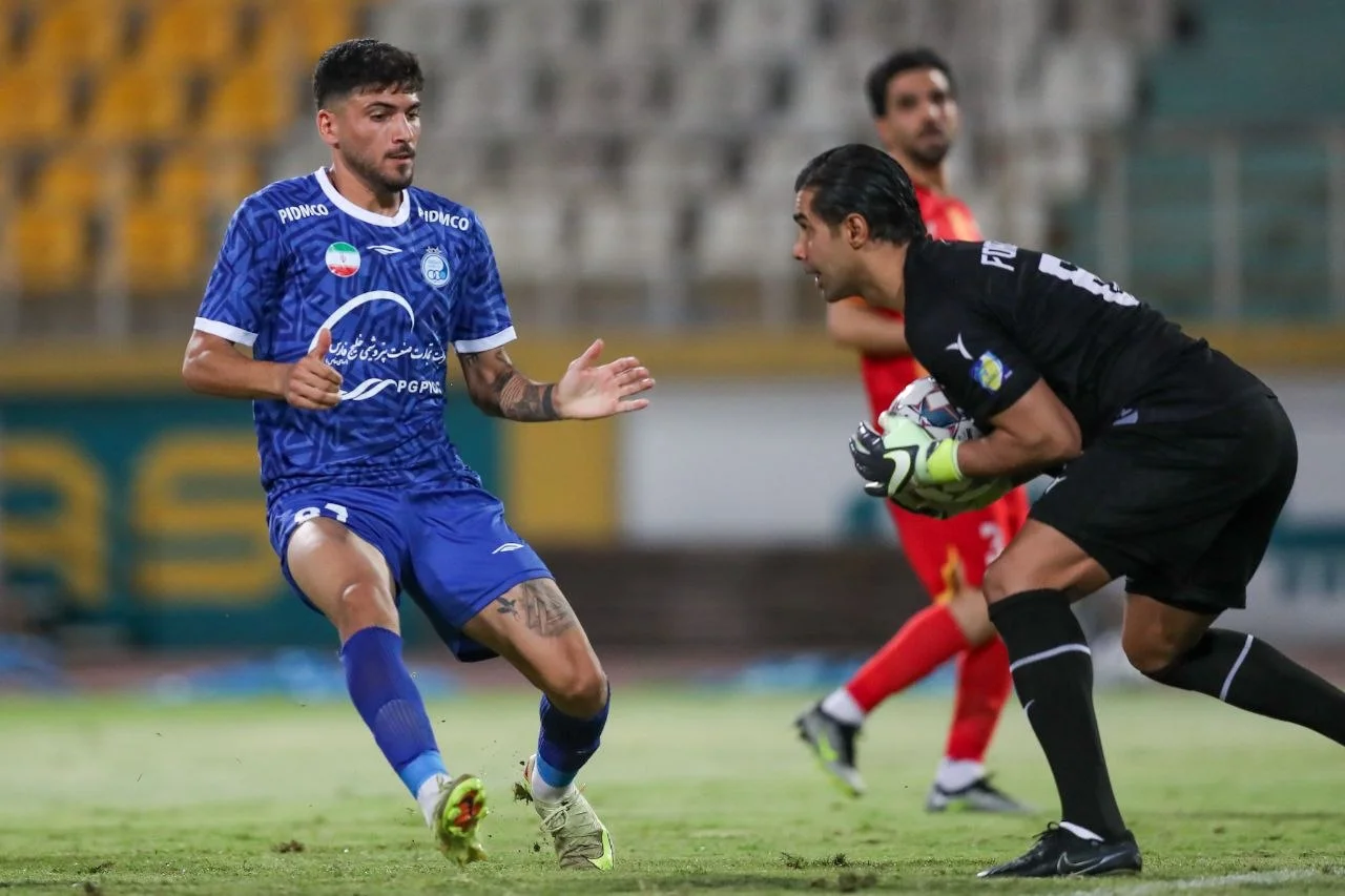 فولاد 1-0 استقلال؛ آبیها با وجود برتری در نیمه دوم دست خالی ماندند