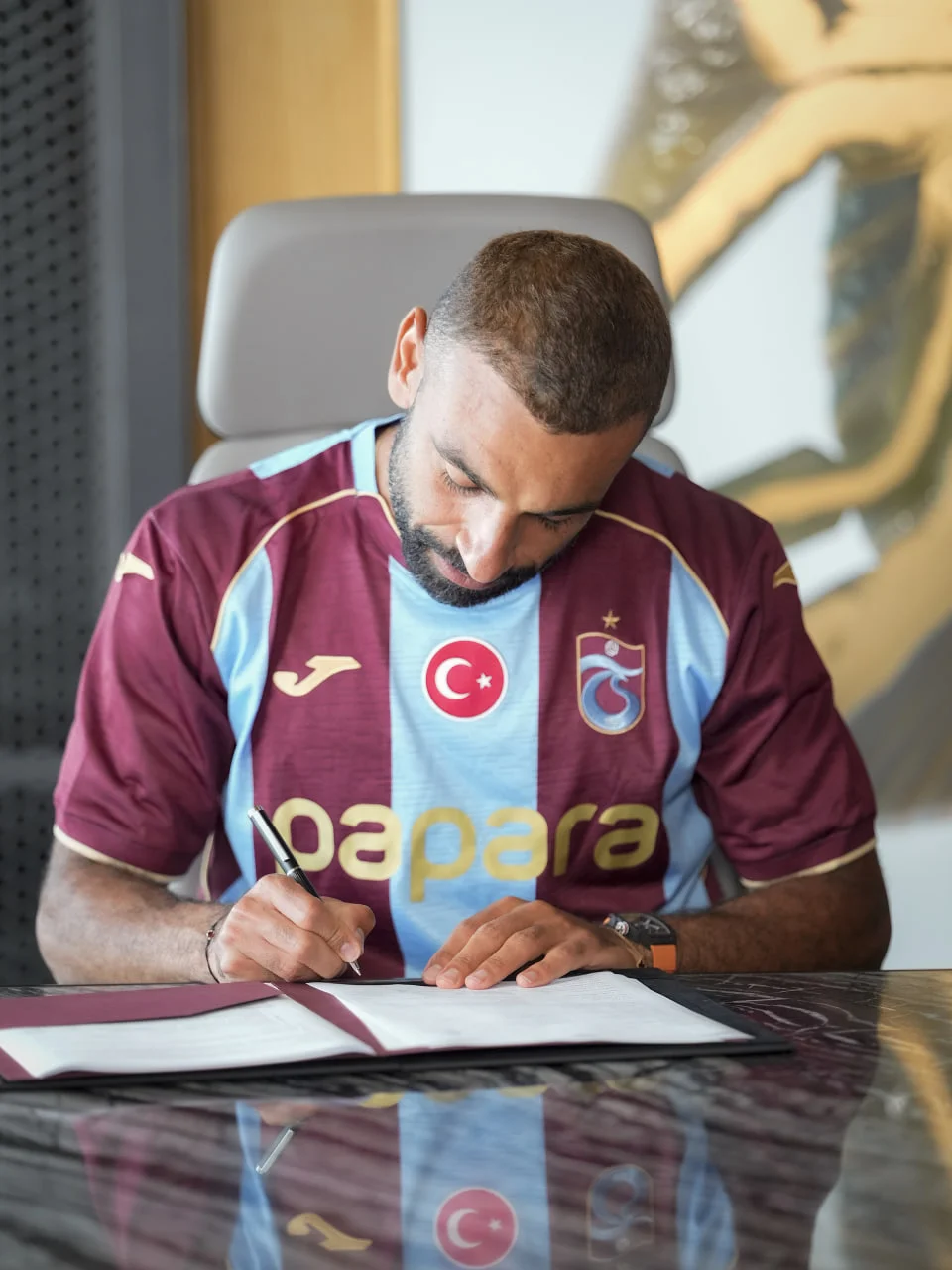 محمد صلاح در پیراهن ترابزون سپور / عکس