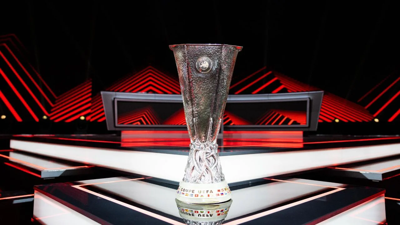 قرعه کشی لیگ اروپا 27-2026؛ یوونتوس و میلان حریفان خود را شناختند