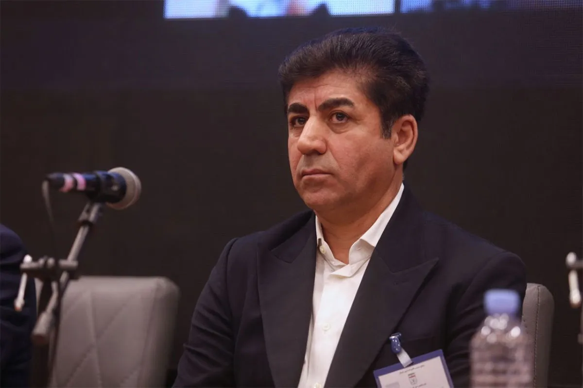 هدایت ممبینی بعد از چند ساعت دوری به فدراسیون بازگشت!