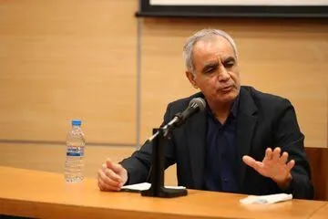 بهاروند: لیگ برتر فصل گذشته قهرمان ندارد؛