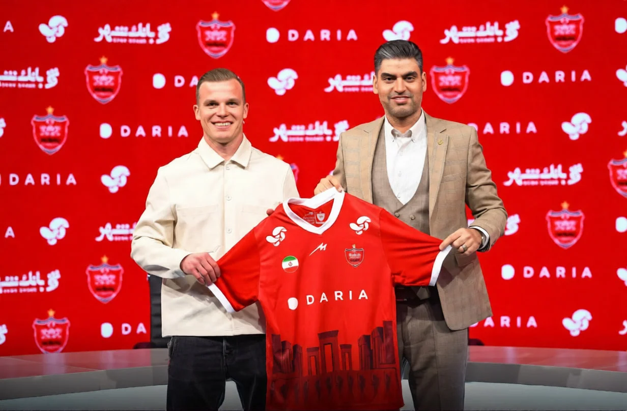 مدافع مغضوب تارتار: از پرسپولیس نمیروم؛ از زندگی در تهران راضی هستم