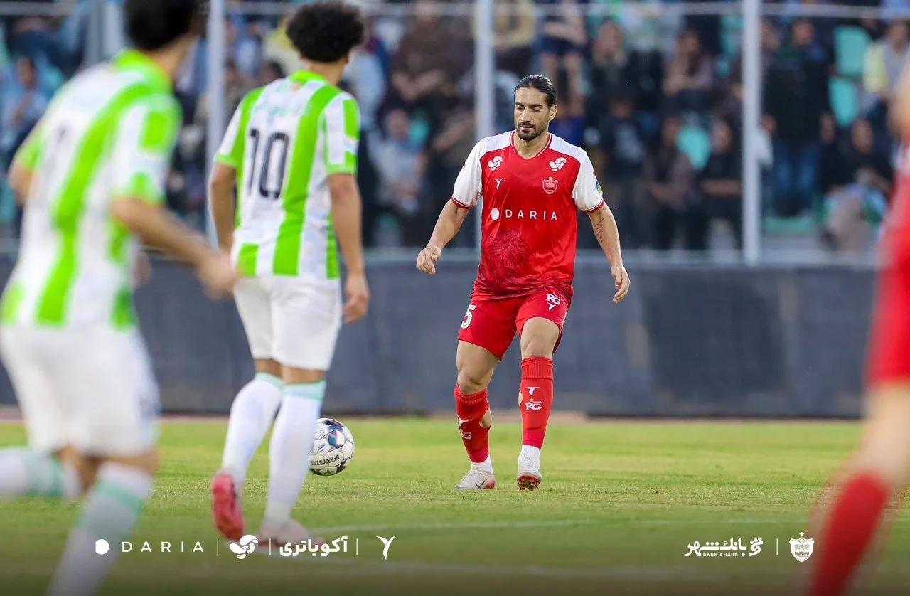 خیبر 0-0 پرسپولیس؛ سرخها در خرمآباد متوقف شدند، تارتار معترض به عدم اعلام پنالتی