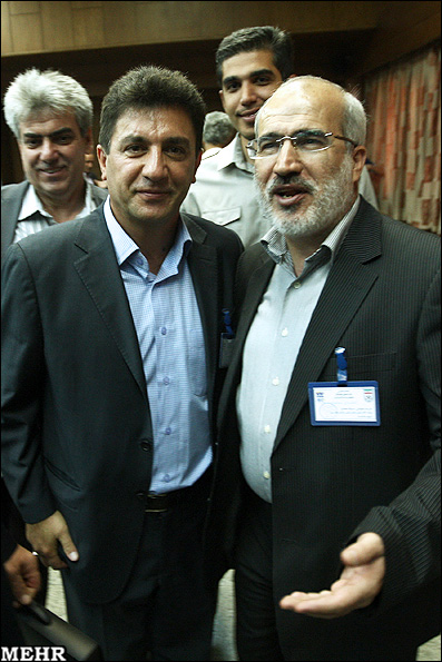 عزیز محمدی ادعای قلعهنویی را رد کرد
