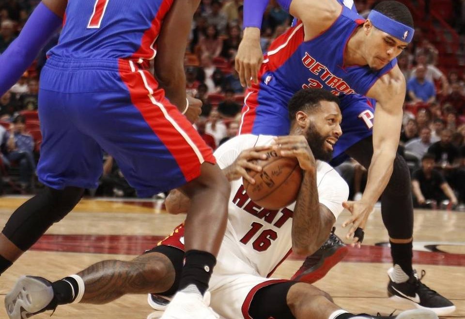 بسکتبال NBA - جیمز جانسون - آندره دوراموند