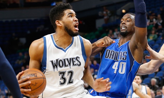بسکتبال NBA - مینسوتا تیمبرولوز - دالاس ماوریکس