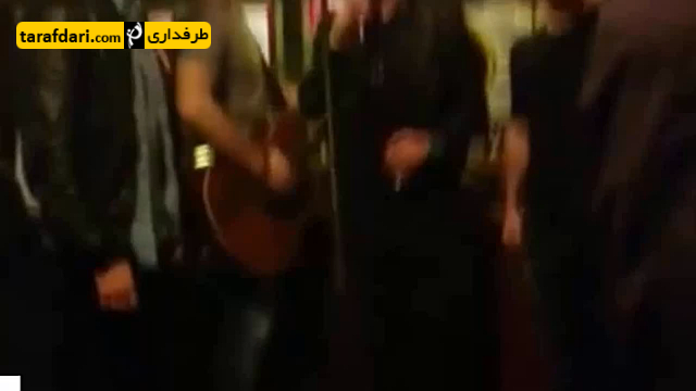 ویدیو؛ خواندن آهنگ توسط رابی کین در جشن صعود ایرلند به یورو 2016