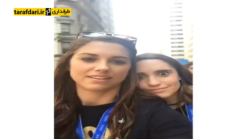 ویدیو؛ سلفی بازیکن تیم ملی بانوان آمریکا در مراسم استقبال
