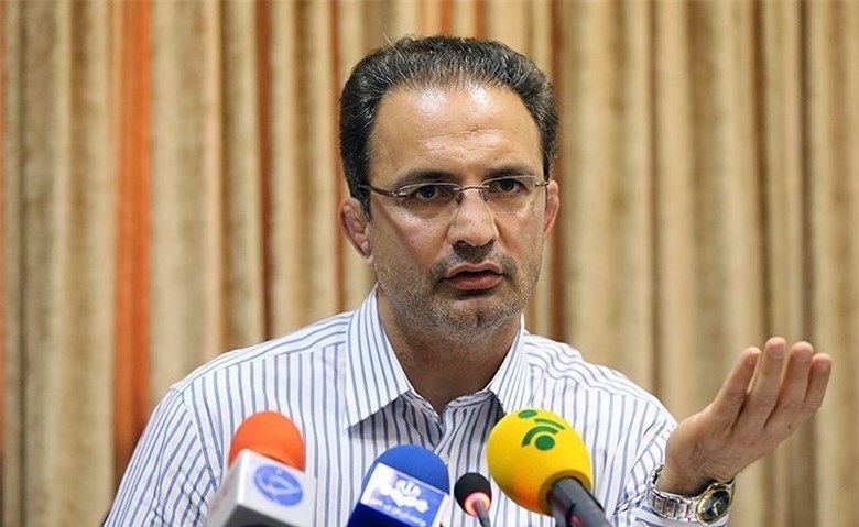خادم: احتمال دارد مشکل سیاسی گریبان استقلال را هم بگیرد