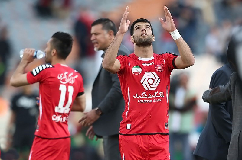 عباس زاده: دلال نداشته باشی سرت را می برند!