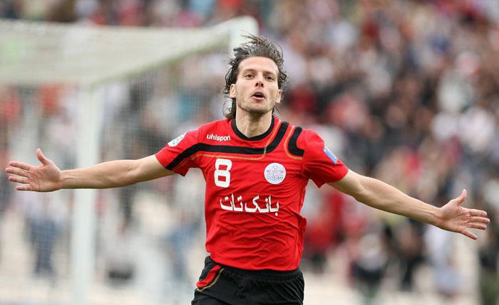 پرسپوليس با ٩- امتياز ليگ را آغاز مى كند؟