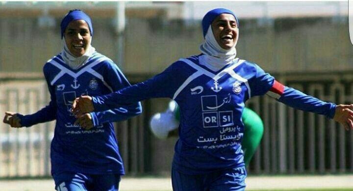 سارا قمی، خانم گل لیگ پانزدهم انتخاب شد