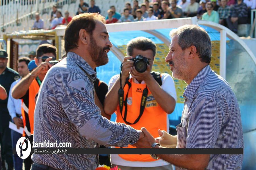 سرانجام مایلی کهن با فیروز کریمی دست داد (عکس)
