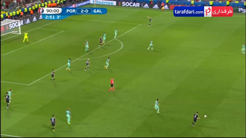 ویدیو؛ تقابل شادی و حسرت رونالدو و بیل پس از پیروزی پرتغال برابر ولز (یورو 2016)