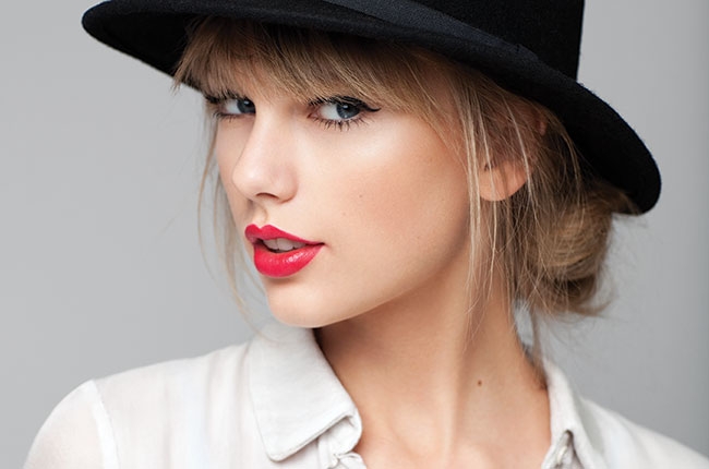 دانلود آهنگ TAYLOR SWIFT-Blank Space