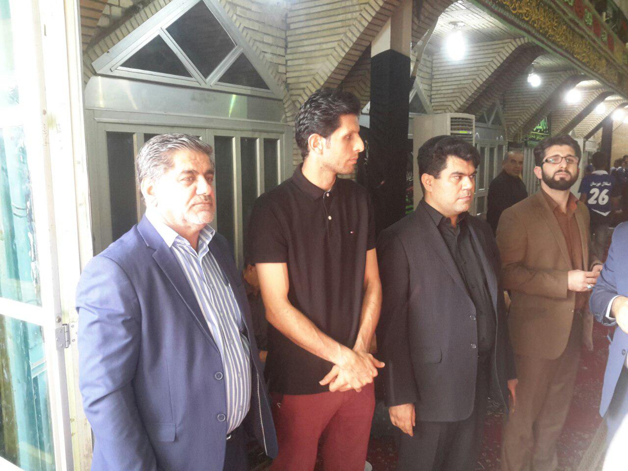برگزاری مراسم درگذشت منصور پورحیدری در اهواز