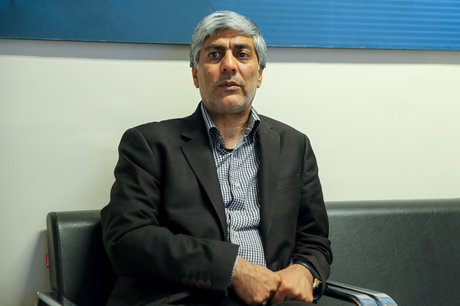 کیومرث هاشمی: تجربیات هلند می تواند به رشد و توسعه فوتبال ایران کمک کند