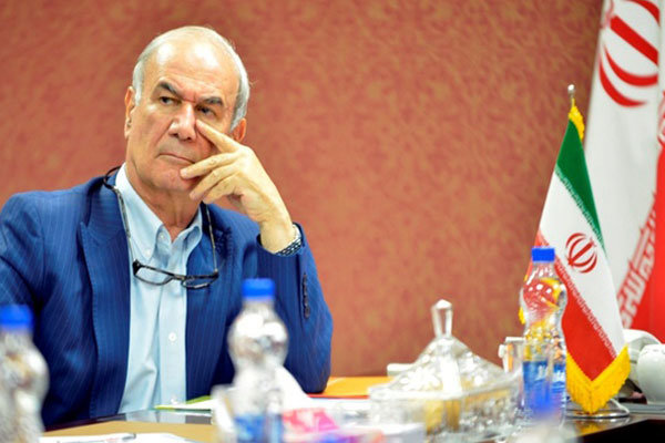 افشارزاده : توفیقی قراردادها را تنظیم کرده است؛ لازم باشد همه را منتشر میکنیم