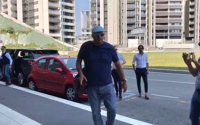 نقل و انتقالات میلان