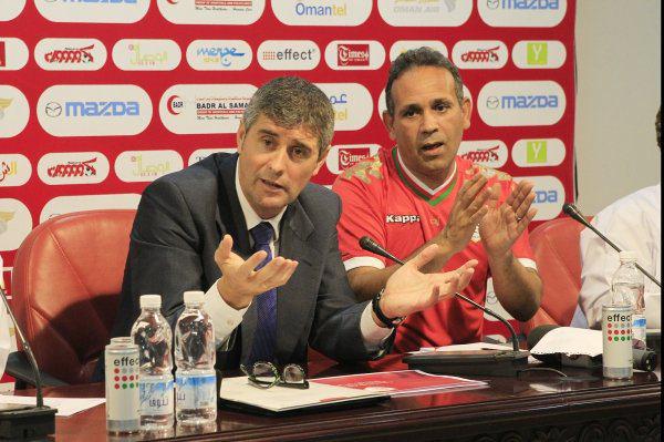 سرمربی عمان: از پرسپولیس و سپاهان پیشنهاد مربیگری داشتم