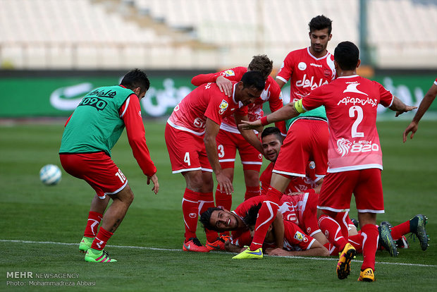 لباسهای جدید پرسپولیس به اردوی اوکراین میرسند؛ لباسهای تمرینی از پس فردا
