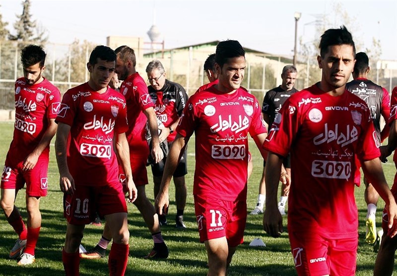 در اردوی امارات؛ سرخپوشان ۱۳ جلسه تمرین و دو بازی تدارکاتی انجام میدهند؛ برانکو غایب تمرین پرسپولیس