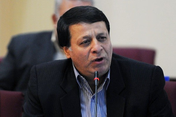 محمد رضا ساکت خبر داد: لباس تیم ملی فوتبال برای جام جهانی روسیه توسط شرکت آدیداس در ماه مارس رونمایی می شود