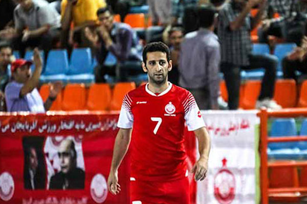 اصغریمقدم: داور سر تیم ما را برید و نمیدانم چطور شب خوابید؛ مهم نیست چه تصمیمی میگیرند