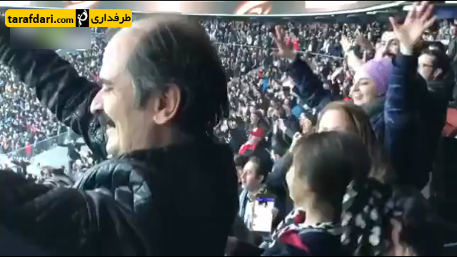 بشیکتاش-المپیاکوس-ترکیه-لیگ اروپا-هواداران بشسکتاش ترکیه- ورزشگاه وودافون آرنا-Besiktas fans