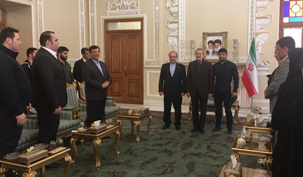 تجلیل از تیم ملی اعضای تیم ملی وزنه برداری-رئیس مجلس-تیم ملی وزنه برداری-علیرضا کریمی
