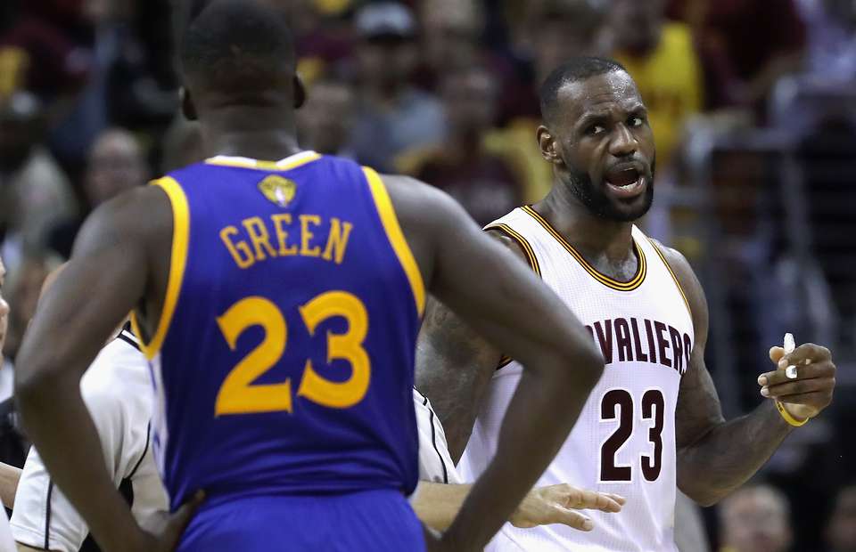 فینال NBA 2016؛ لبران جیمز: دریموند گرین زیادهروی کرد