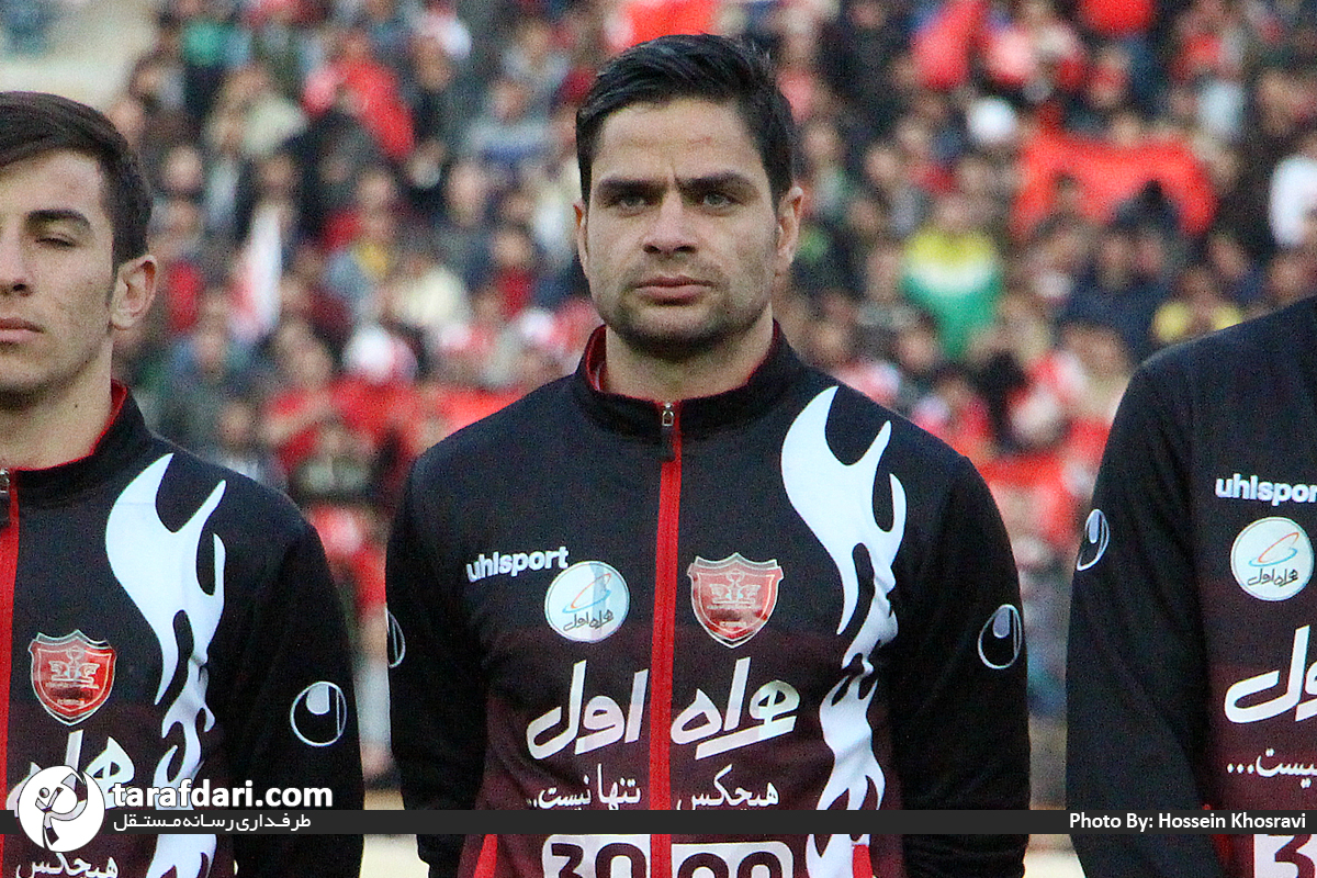 تتلو با حمایت از کامیابی نیا، با تغییر رنگی دوباره خودش را پرسپولیسی خواند!