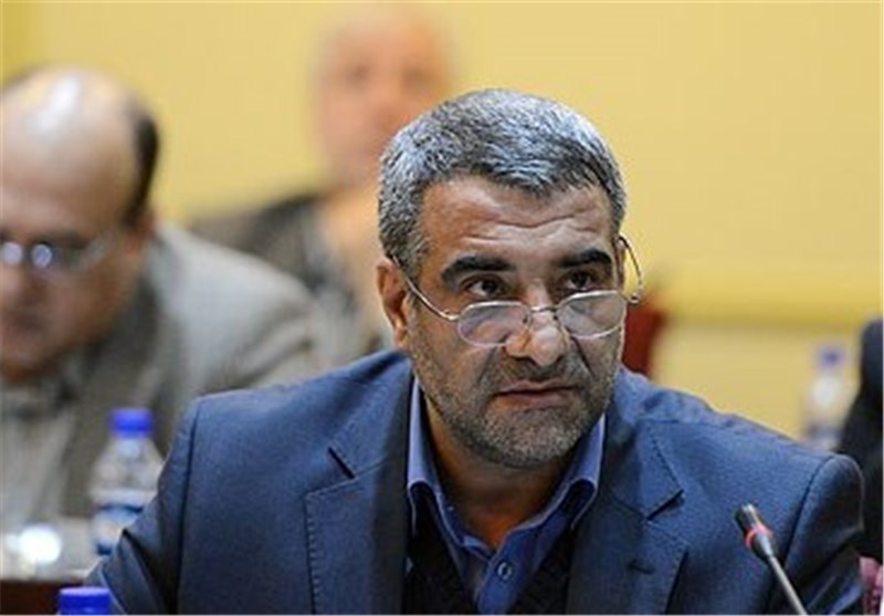 حسنی خو: اگر لازم بود، اسم نهادی را که مامورانش به اتاق کفاشیان رفته اند، می گفتم!