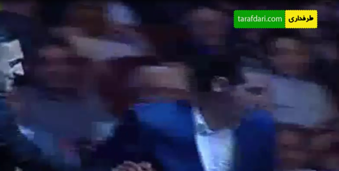 ویدئو؛ حرکت ارزشمند تیموریان هنگام انتخاب به عنوان بهترین بازیکن لیگ