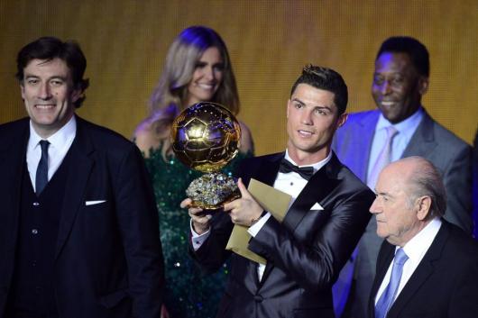 دانلود مراسم انتخاب بهترین بازیکن جهان در سال 2013 (FIFA Ballon d'Or)