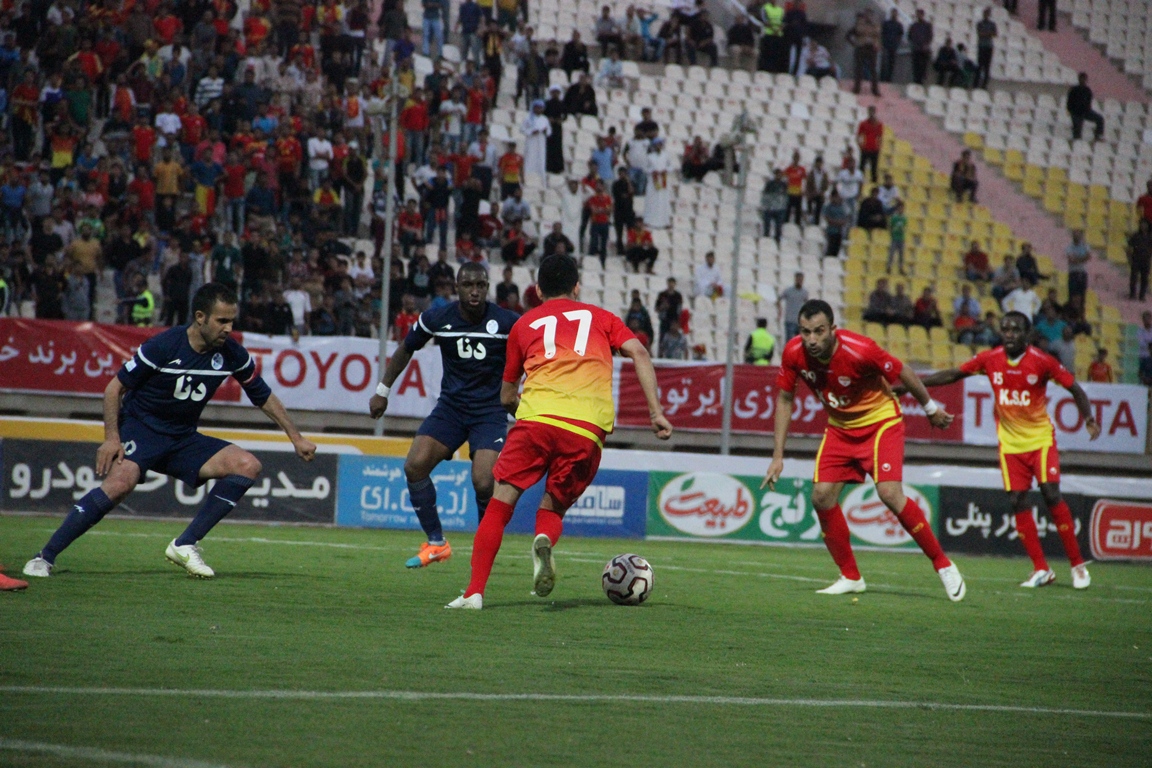 فولاد خوزستان 0-0 پیکان تهران؛ قهرمان با صدر فاصله گرفت