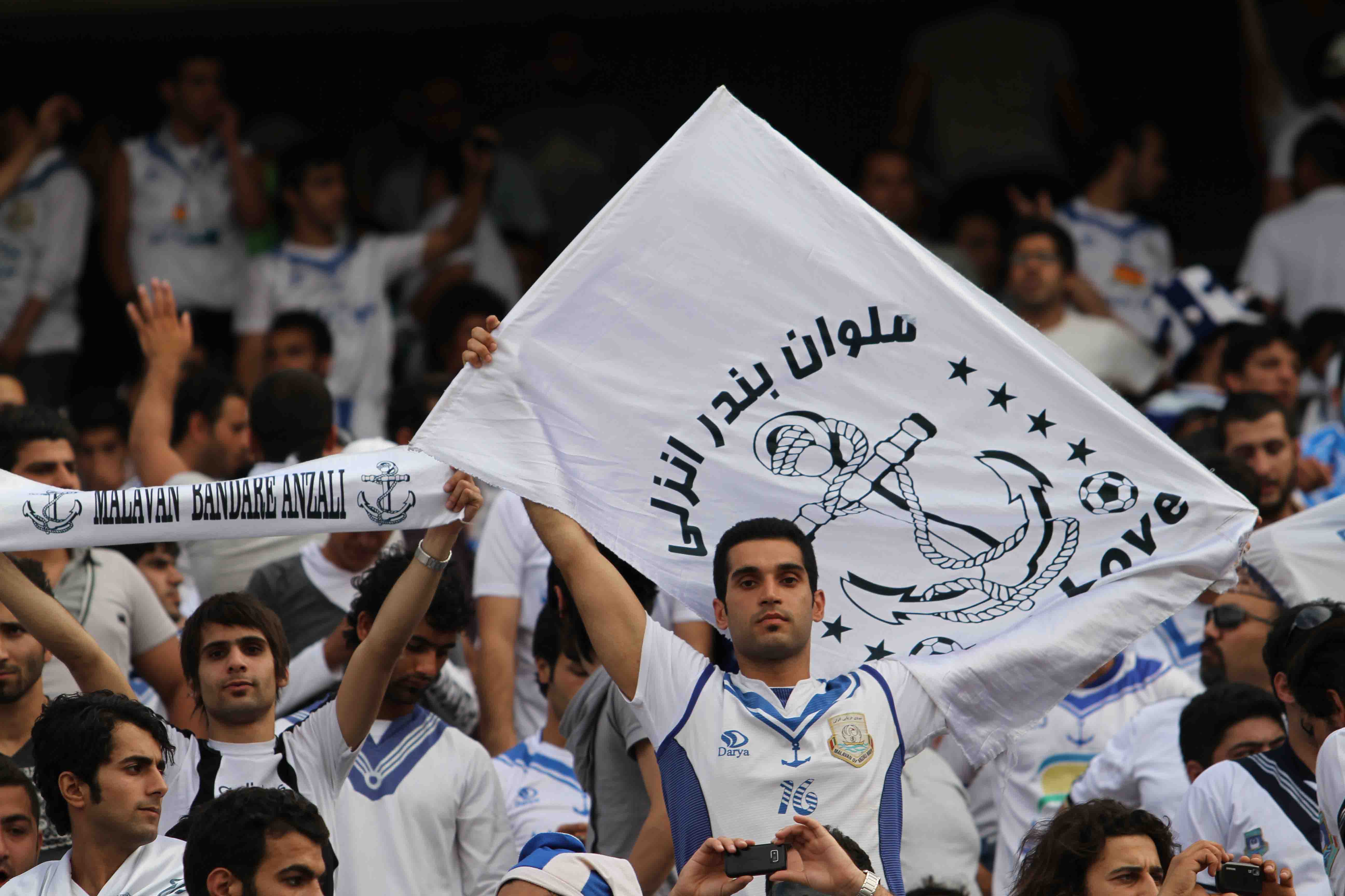 ملوان همچنان بدون سرمربی