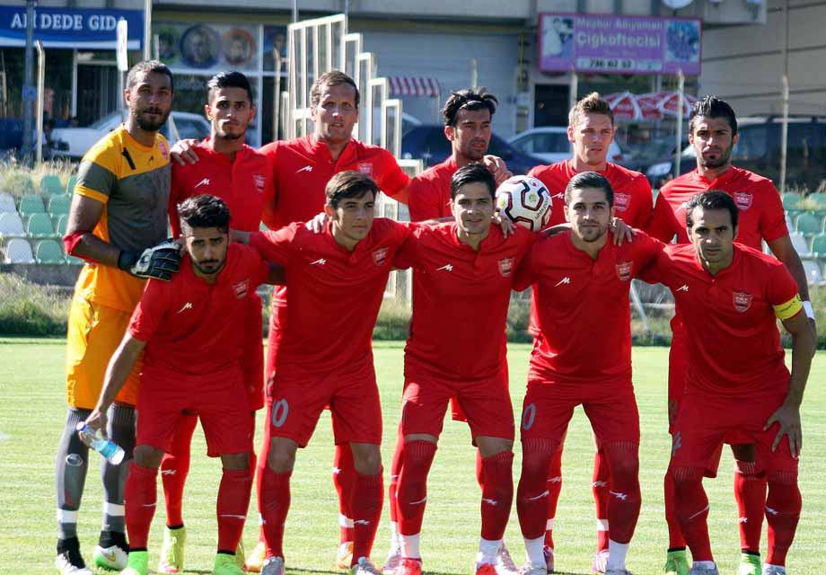 اخبار باشگاه پرسپولیس؛ دروازبان مازاد قلعه نویی در لیست خرید برانکو