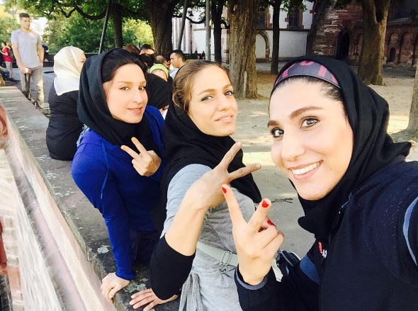 ورزشکاران ایران در شبکه های اجتماعی (356)