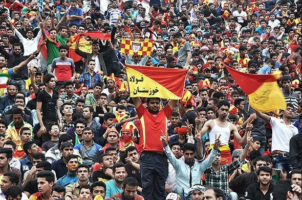 حواشی بازی فولاد - السد؛ ورزشگاه غدیر در تسخیر هواداران فولاد
