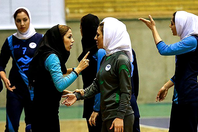 هفته اول لیگ برتر هندبال بانوان؛ ذوب آهن فاتح دربی اصفهان شد
