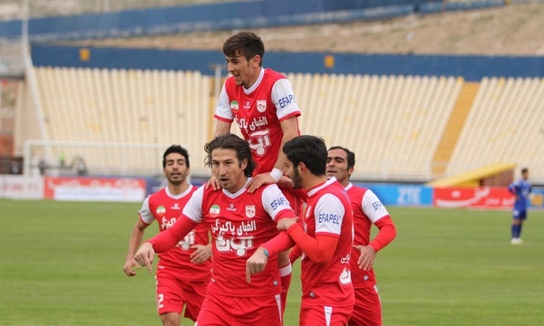 تراکتورسازی 3-0 استقلال خوزستان؛ پنجمین برد متوالی سرخ پوشان تبریزی در یک بازی زیبا