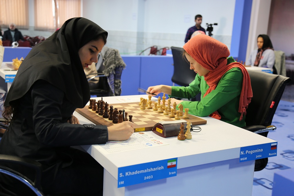 سارا خادم الشریعه نایب قهرمان جهان را متوقف کرد