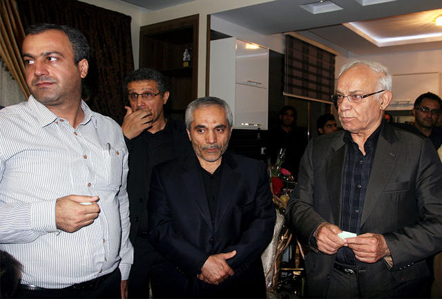 طاهری: هیچ کس برای درآمدزایی کمک مان نمی کند؛ ما که چاه نفت نداریم