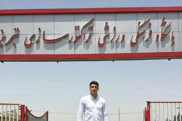 محمدرضا اخباری به تراکتورسازی پیوست