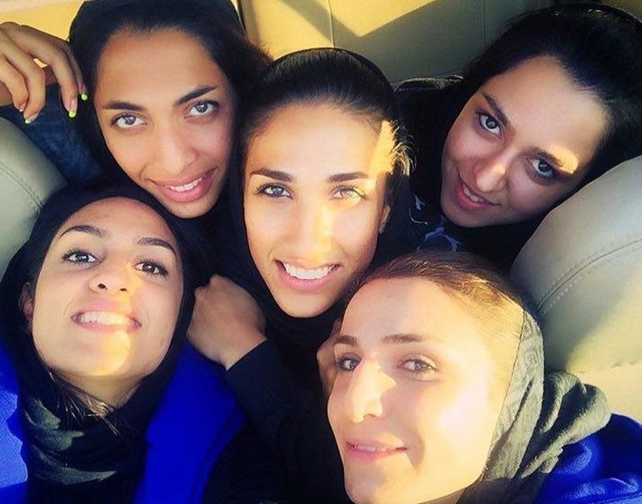 ورزشکاران ایران در شبکه های اجتماعی (147)