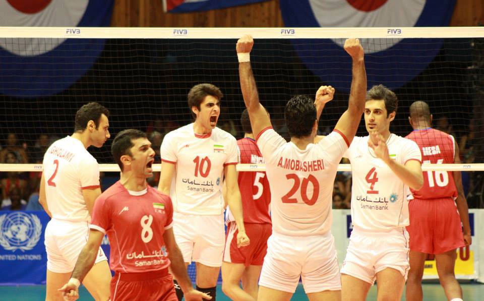 فرهاد ظریف: دیدن بازیهای پرسپولیس از نزدیک لذتبخش است؛ همه والیبالیها مدیون معدنی هستند