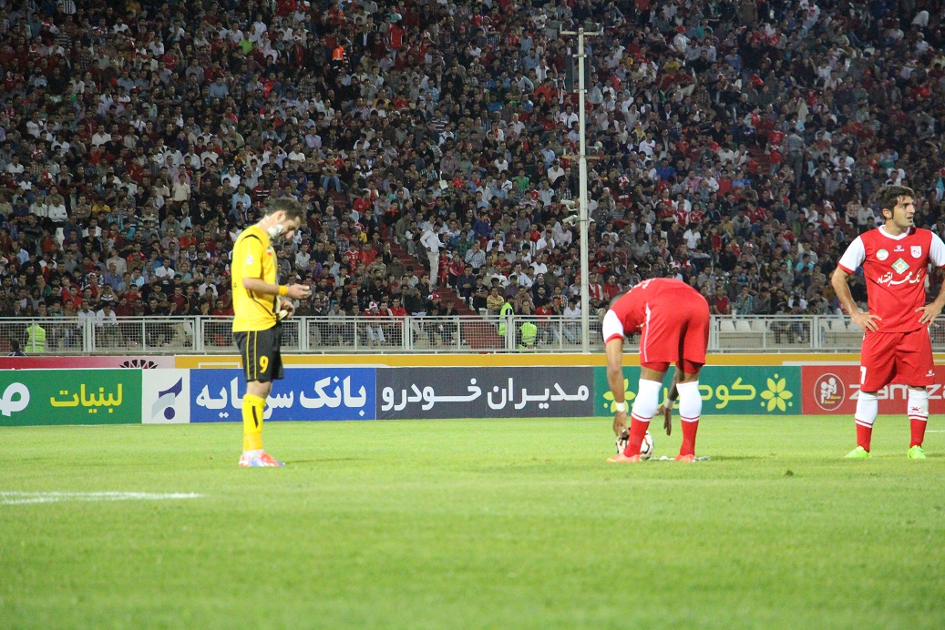 خلعتبری: چارهای جز شکست پرسپولیس دوست داشتنی نداریم؛ با فرکی از هر ۲ بازی 4 امتیاز بگیریم قهرمانیم